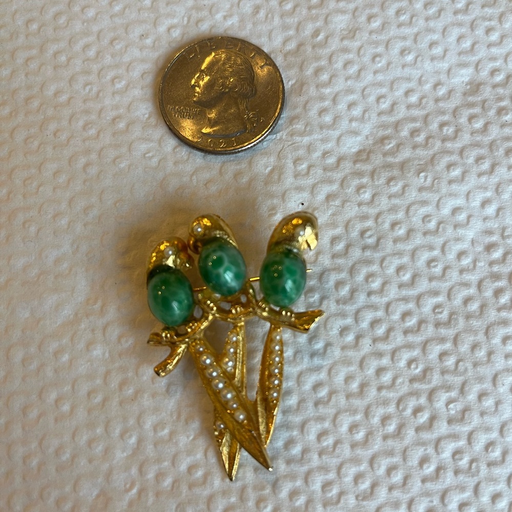 Parrot Sweater Pin